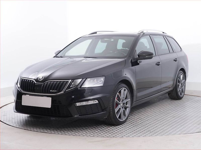 Škoda Octavia (2018) RS 2.0 TSI, Automat, Navi - fotka 2 z 23