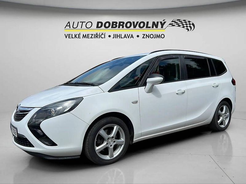 Opel Zafira Tourer 1.4 Turbo MT6 (103kW)/0 - fotka 3 z 41