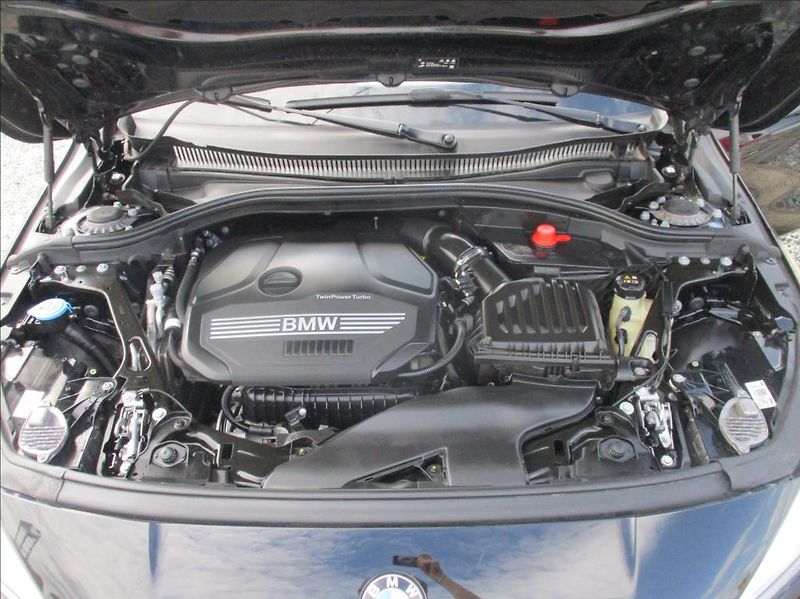 BMW Řada 1 1,5 118i, automat,servis,CZ, - fotka 27 z 30