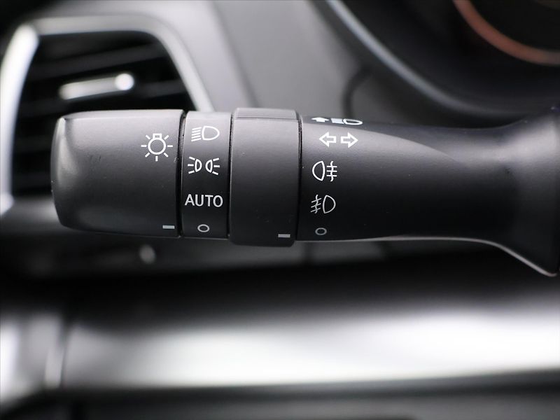 Subaru Impreza 1,6 i Aut. AWD Premium 1.Maj - fotka 17 z 33