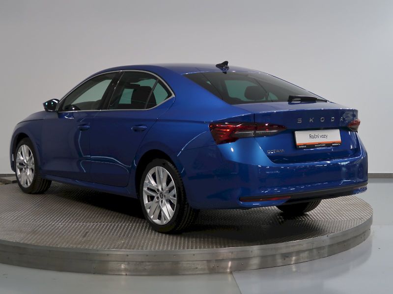 Škoda Octavia (2025) EXCLUSIVE 1.5TSI 110KW CANTON - fotka 7 z 46