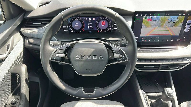 Škoda Octavia Combi Top Selection 1,5TSI 110 - fotka 8 z 31