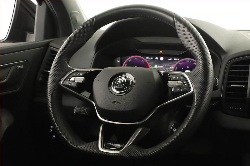 Škoda Karoq (2024) 2.0 TDI, Sportline, Navigace - fotka 15 z 20