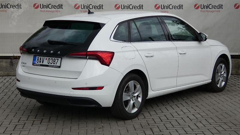 Škoda Scala 1.0 TSI Style - fotka 3 z 23