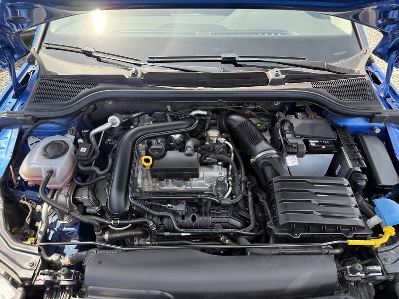 Škoda Kamiq 1.0 TSI AMBITION - fotka 13 z 13
