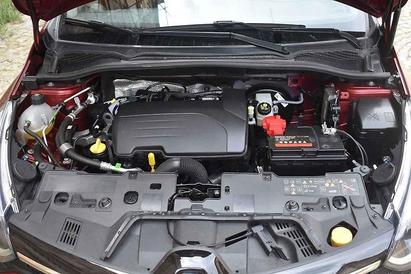 Renault Clio je vhodným společníkem pro mladší i starší páry