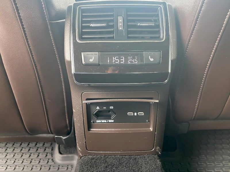 Škoda Superb (2020) 2.0 TDI 147kW L&K 4x4 DSG - fotka 12 z 32
