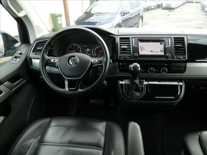 Volkswagen Multivan 2,0 TDi 150kW DSG GenerationSi - fotka 29 z 57