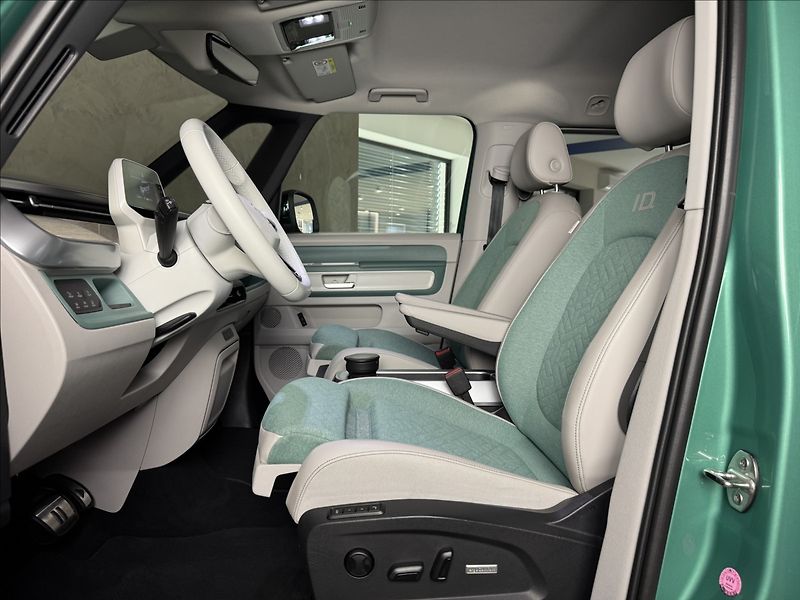 Volkswagen ID.Buzz Pro 150kW IQ Light 360° Kamera - fotka 22 z 50