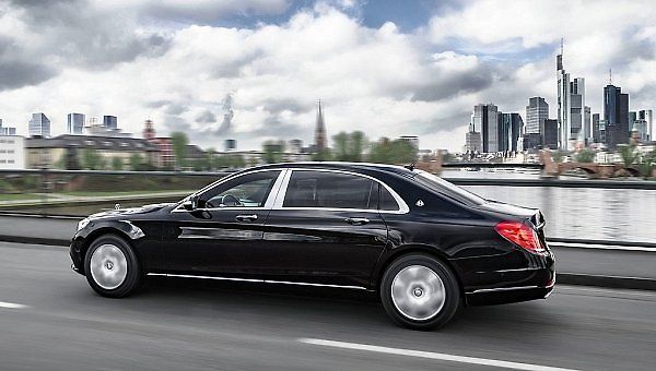 Mercedes-Maybach S 600 Guard.