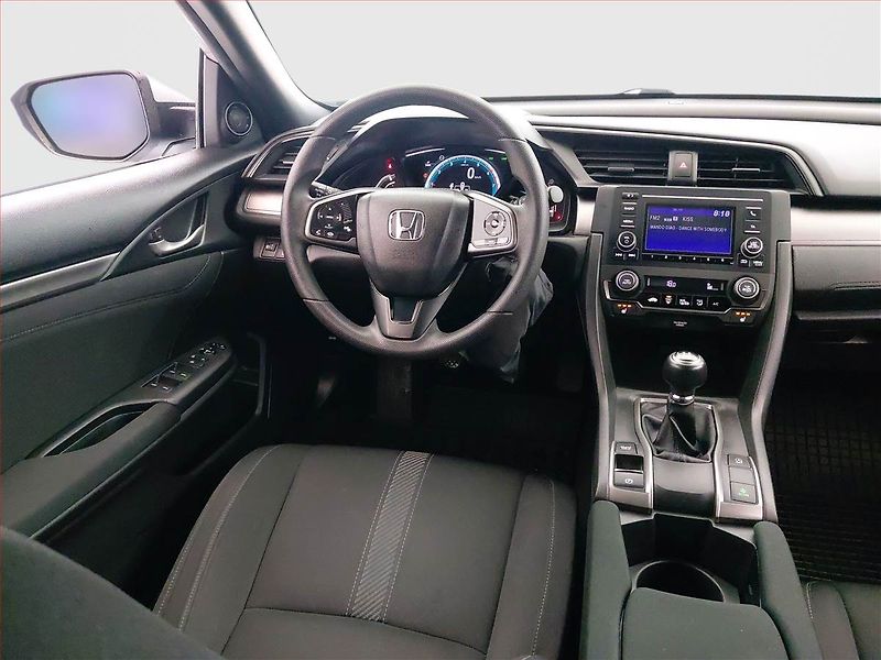 Honda Civic (2018) 1.0 VTEC Turbo, Serv.kniha - fotka 7 z 18