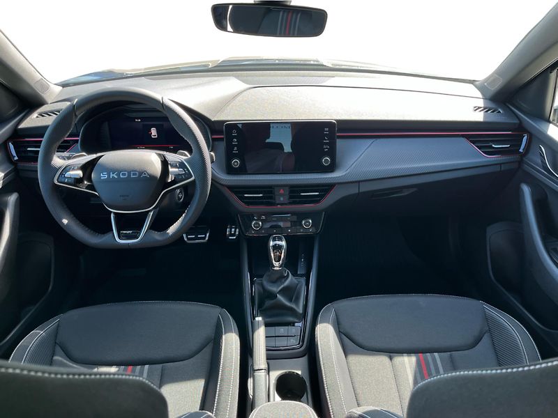 Škoda Kamiq 1,0TSi 85kW MONTE CARLO DSG - fotka 5 z 28