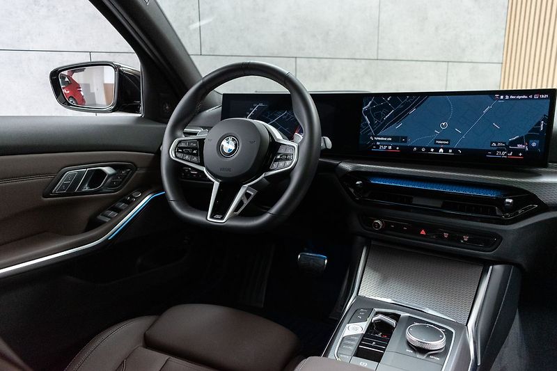 BMW Řada 3 320d xDrive ///M*ZÁRUKA*ČR 1.M - fotka 8 z 48