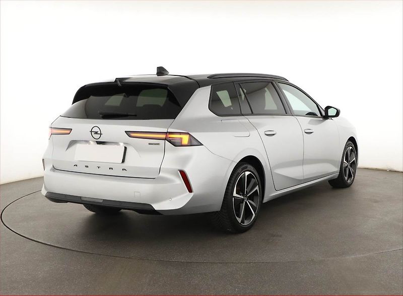 Opel Astra (2024) Plug-in-Hybrid 1.6 T - fotka 5 z 25