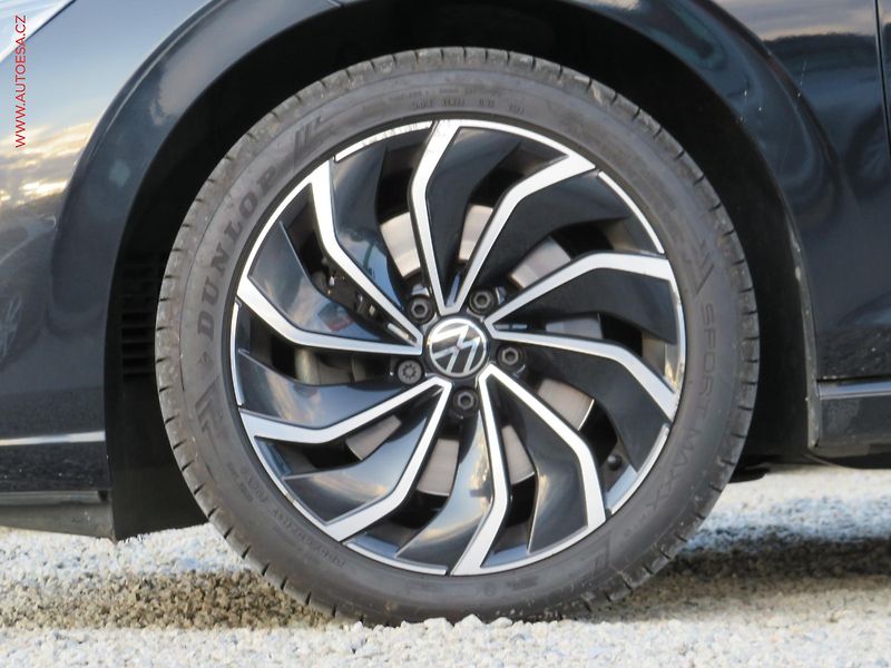Volkswagen Golf (2020) 2.0 TDi, ČR, Life - fotka 10 z 44
