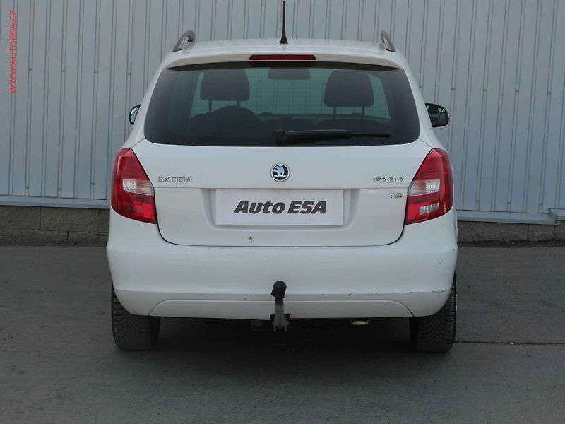 Škoda Fabia (2013) 1.2TSi, ČR, AC, tažné - fotka 5 z 14
