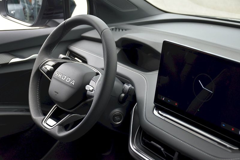 Škoda Elroq (2026) Sportline 85 - fotka 33 z 35
