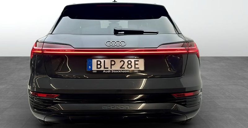 Audi Q8 e-tron 50 Q Vzd. odpružení Kamera Taž - fotka 5 z 20