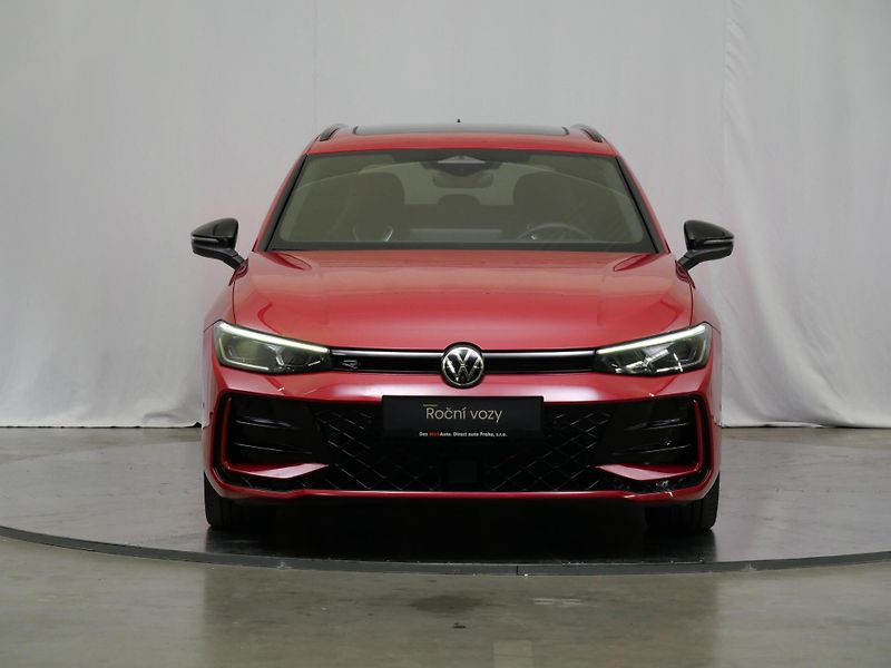 Volkswagen Passat - fotka 4 z 24