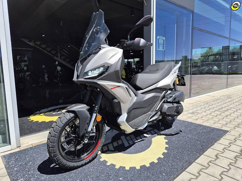 Aprilia (2026) SR GT 400 - fotka 34 z 38