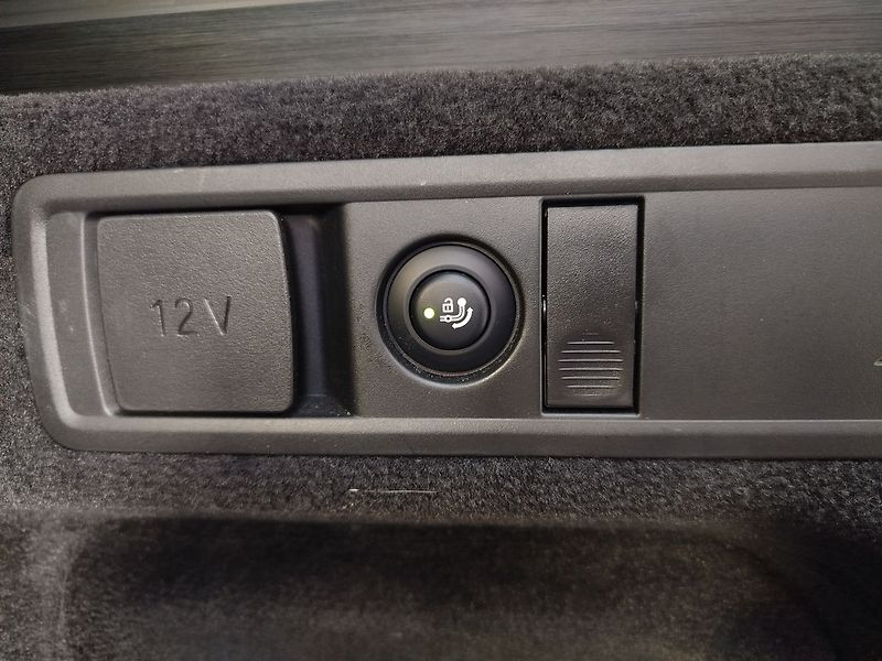 BMW X5 M60i - fotka 28 z 29