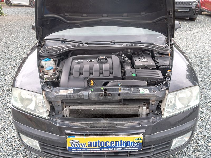 Škoda Octavia (2005) 1.9TDI 77KW – PO ROZVODECH - fotka 26 z 32