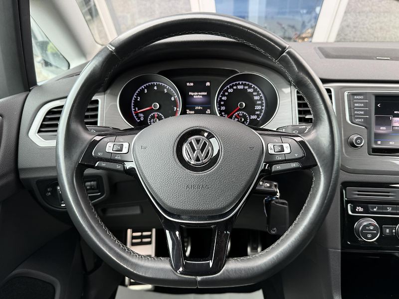 Volkswagen Golf Sportsvan 1,2 TSI Allstar - fotka 28 z 43