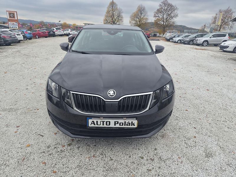 Škoda Octavia 1,4 - fotka 1 z 14