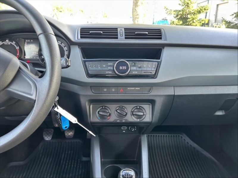 Škoda Fabia 1,0 TSI 70 Active - fotka 10 z 10