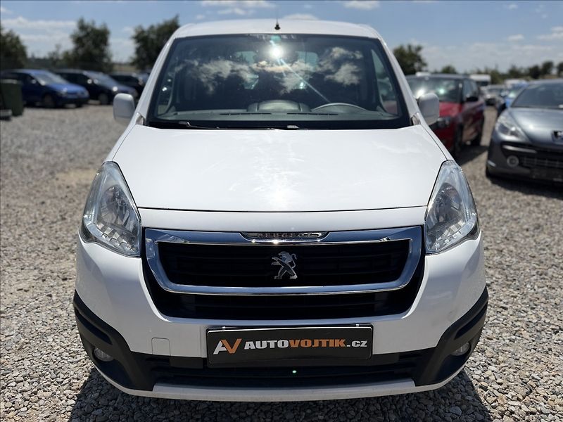 Peugeot Partner 1,6 HDI KLIMA TAŽNÉ - fotka 2 z 24