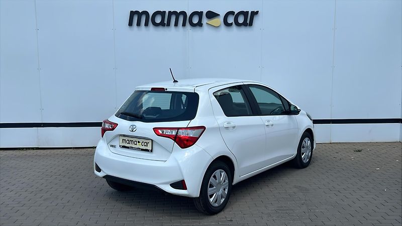 Toyota Yaris 1.5 VVT-i 82kW SERVISNÍ KN.ČR - fotka 2 z 3