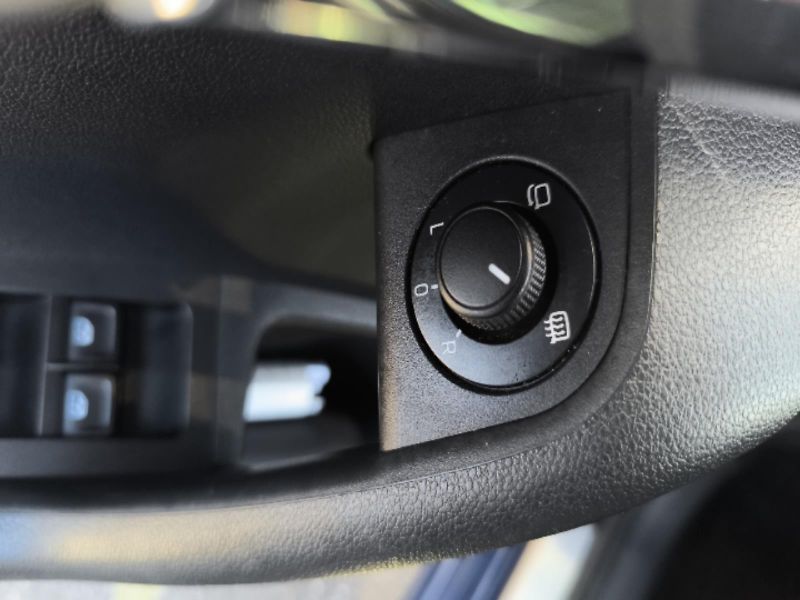 Škoda Octavia 2.0 TDi DSG Style - fotka 22 z 26