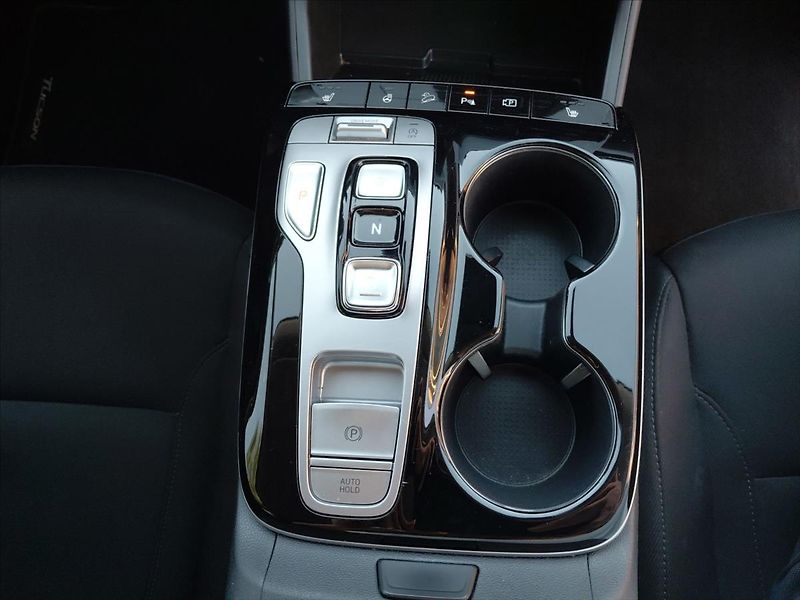 Hyundai Tucson 1,6   1.6T-GDi Style - fotka 21 z 24