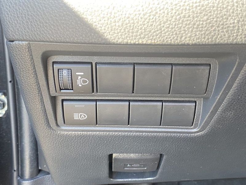 Toyota Yaris Cross 1.5HEV, ČR-1m, Comfort, DPH - fotka 27 z 28