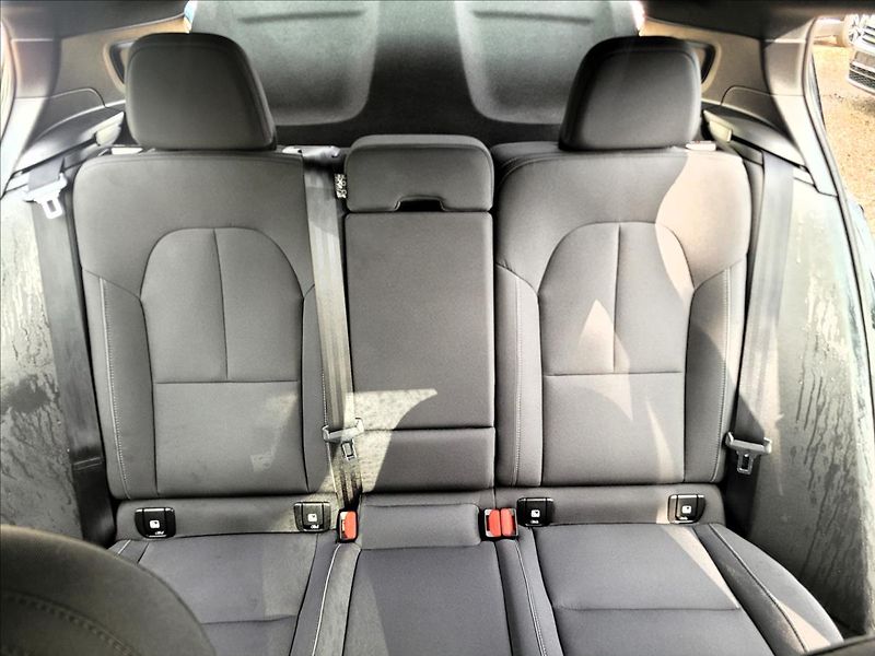 Volvo XC40 TWIN PLUS 408 PS,4X4,78KWh - fotka 39 z 50