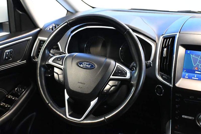 Ford S-MAX (2020) 2.0 140 KW LED ACC SONY Tažné - fotka 13 z 41