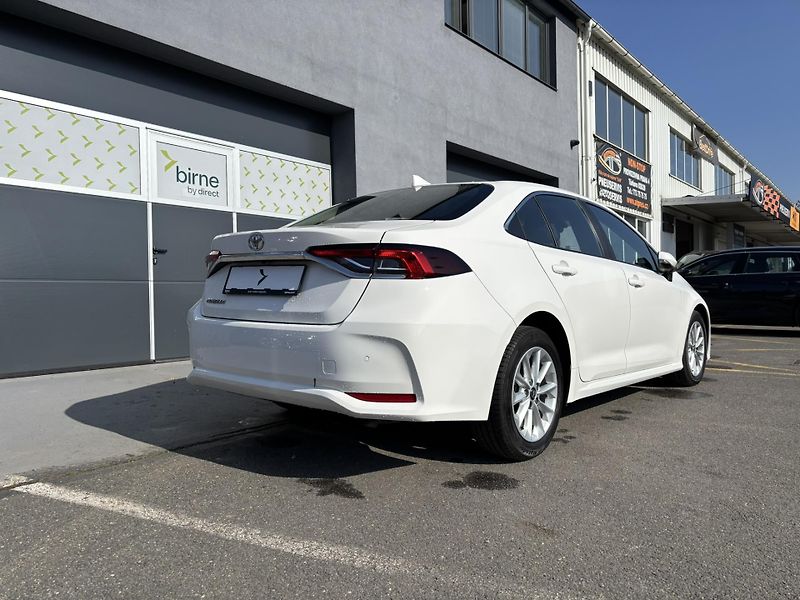 Toyota Corolla (2023) Sedan Comfort 1.5 (92 kW) AUT - fotka 3 z 19