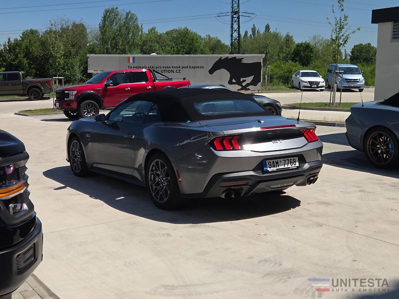 Ford Mustang (2024) - fotka 6 z 8