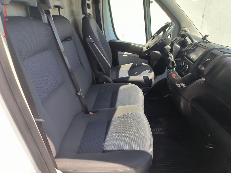 Citroën Jumper (2013) 2.2HDi CHLADÍCÍ L3H2 - fotka 17 z 18
