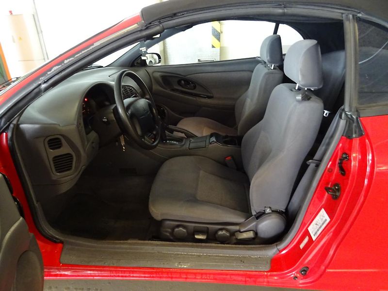 Mitsubishi Eclipse (1996) 2,4 SPYDER - fotka 9 z 32