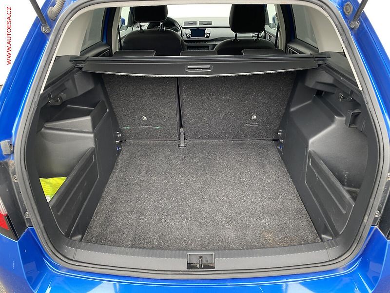 Škoda Fabia (2021) 1.0 TSi, ČR, Ambition, +pneu - fotka 7 z 17