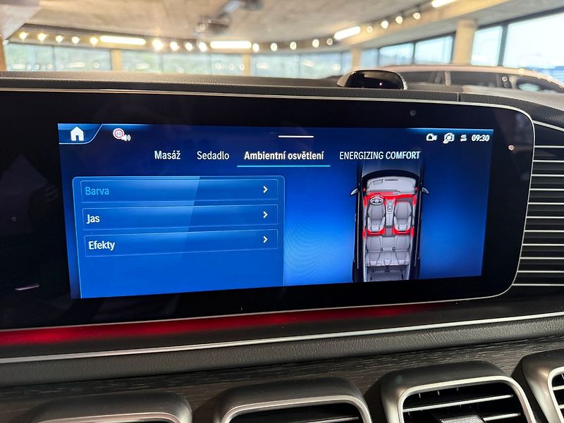 Mercedes-Benz GLE 450d 4MATIC, Masáž,AMG Premium - fotka 29 z 47
