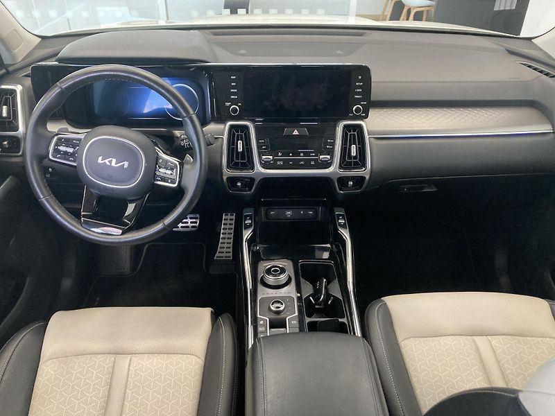 Kia Sorento HEV G 1.6 T-GDI GAMM - fotka 19 z 45