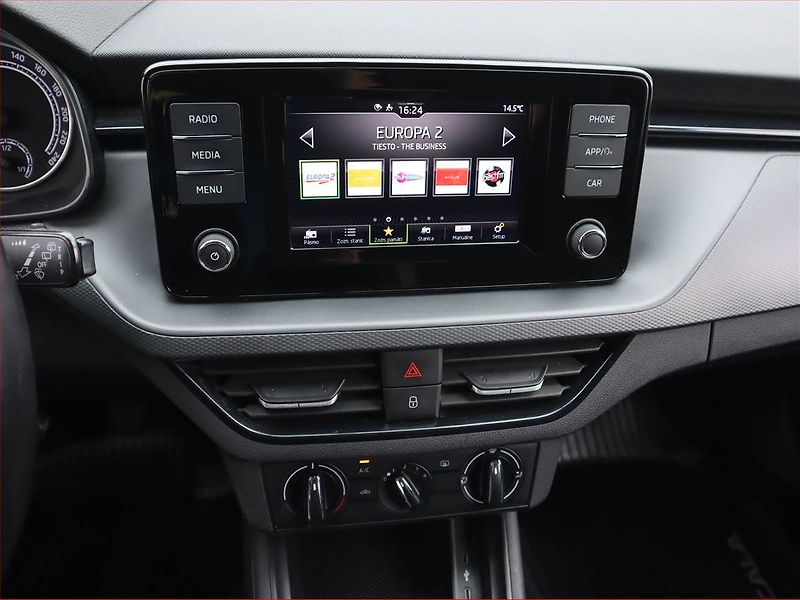 Škoda Scala (2020) Joy 1.0 TSI, Tempomat - fotka 12 z 20