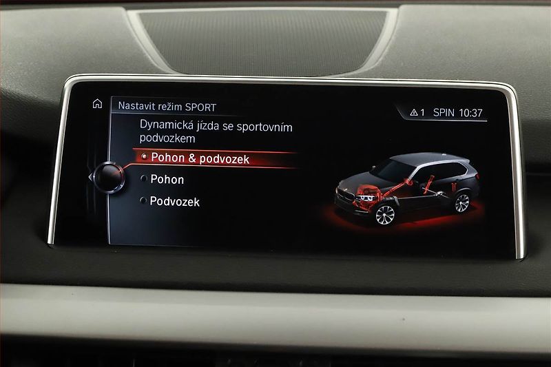 BMW X5 (2016) xDrive30d - fotka 15 z 20