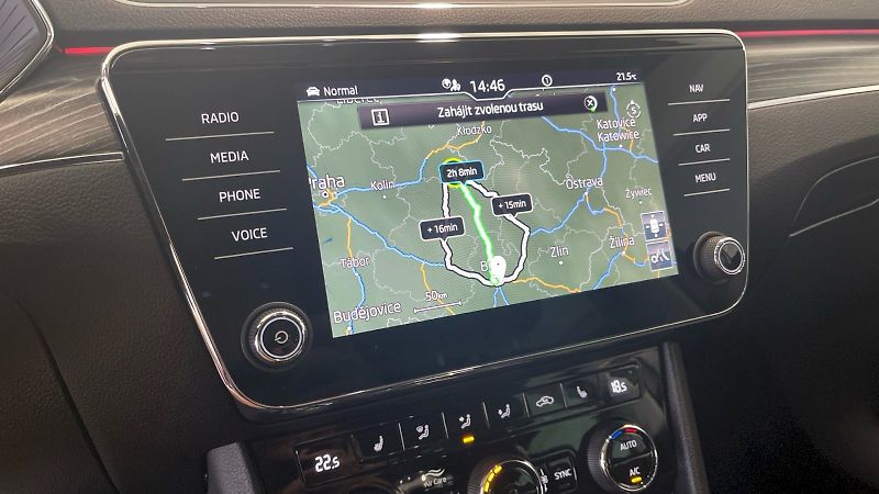 Škoda Superb (2024) Style 2.0TSI 140kW  DSG - fotka 32 z 33
