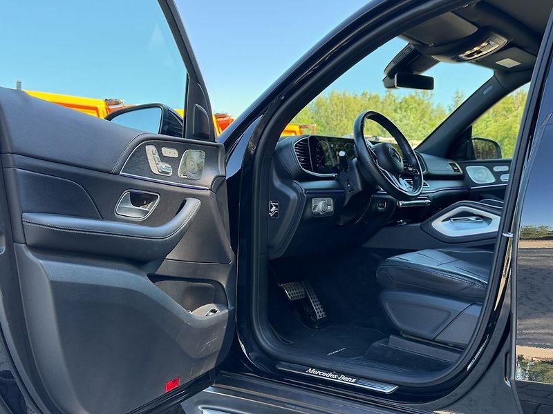 Mercedes-Benz GLS 400d AMG 4MATIC - fotka 22 z 40