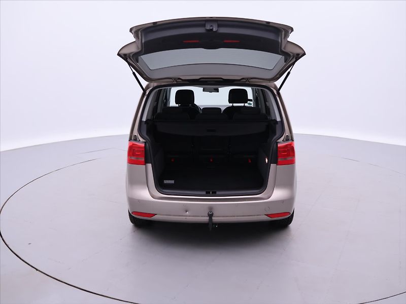 Volkswagen Touran 1,4 TSI 103kW DSG Match 1.Maj. - fotka 9 z 30