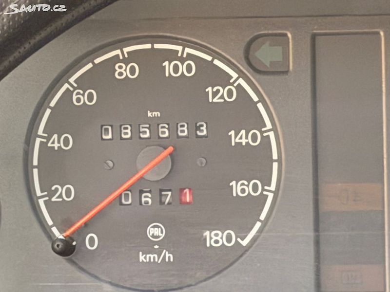 Škoda Favorit 135GLX 85t.Km První Majitel - fotka 15 z 19