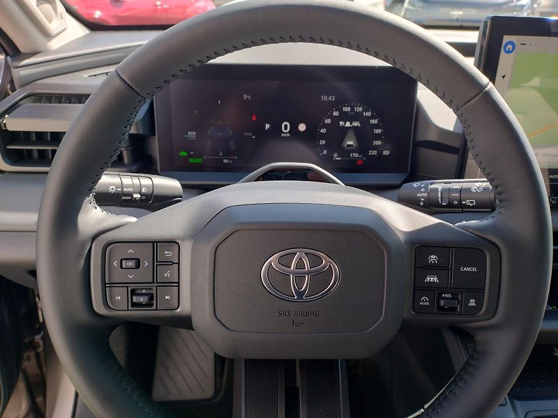 Toyota RAV4 (2026) 2.5 FHEV 4X4 Comfort Business - fotka 6 z 12